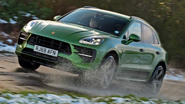 Porsche Macan - front
