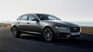 Jaguar XF Chequered Flag - front action