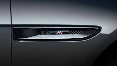 Jaguar XF Chequered Flag - side detail