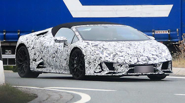lamborghini huracan facelift spy shot