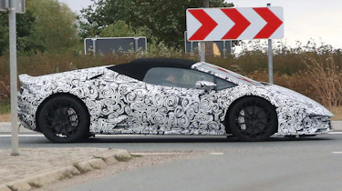 lamborghini huracan facelift spy shot