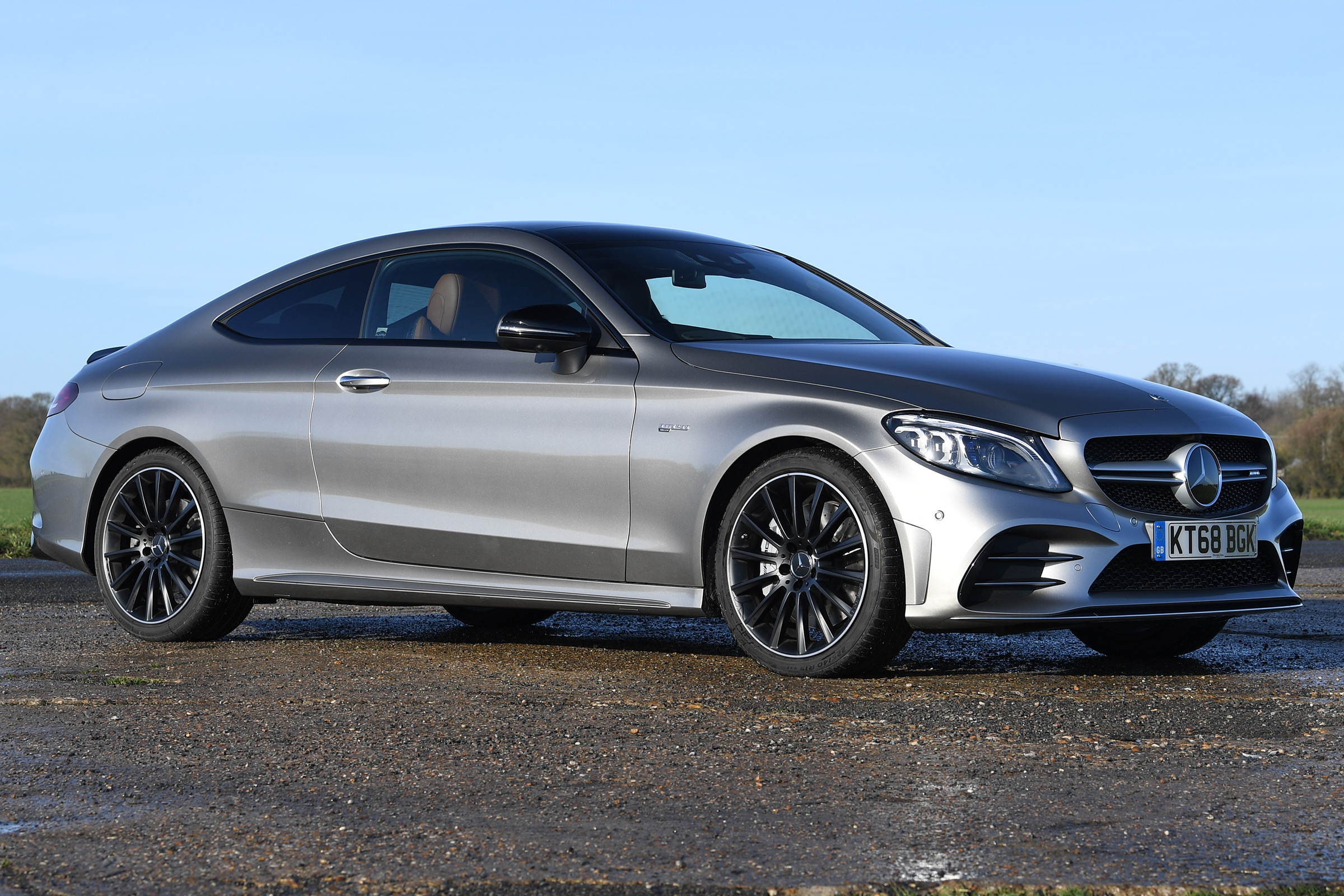 mercedes-amg c 43 coupe static front quarter