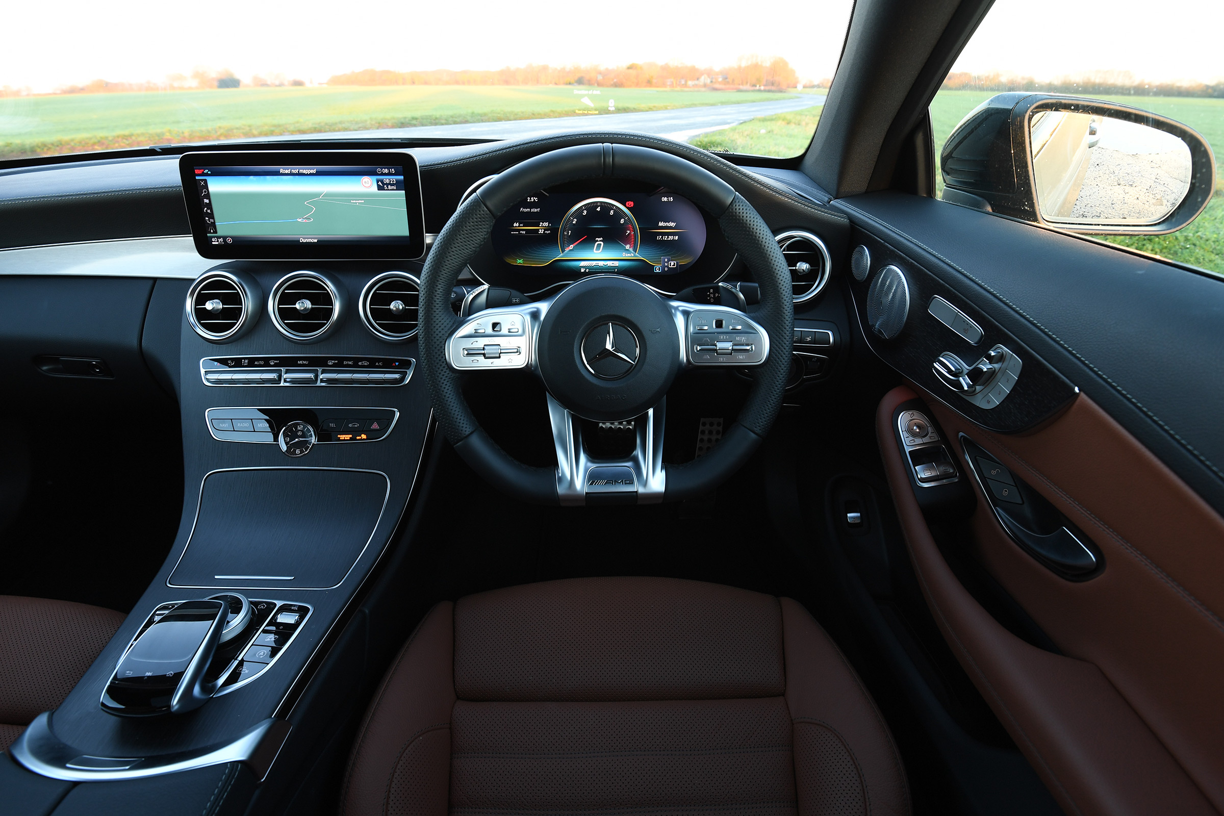 mercedes-amg c 43 coupe interior