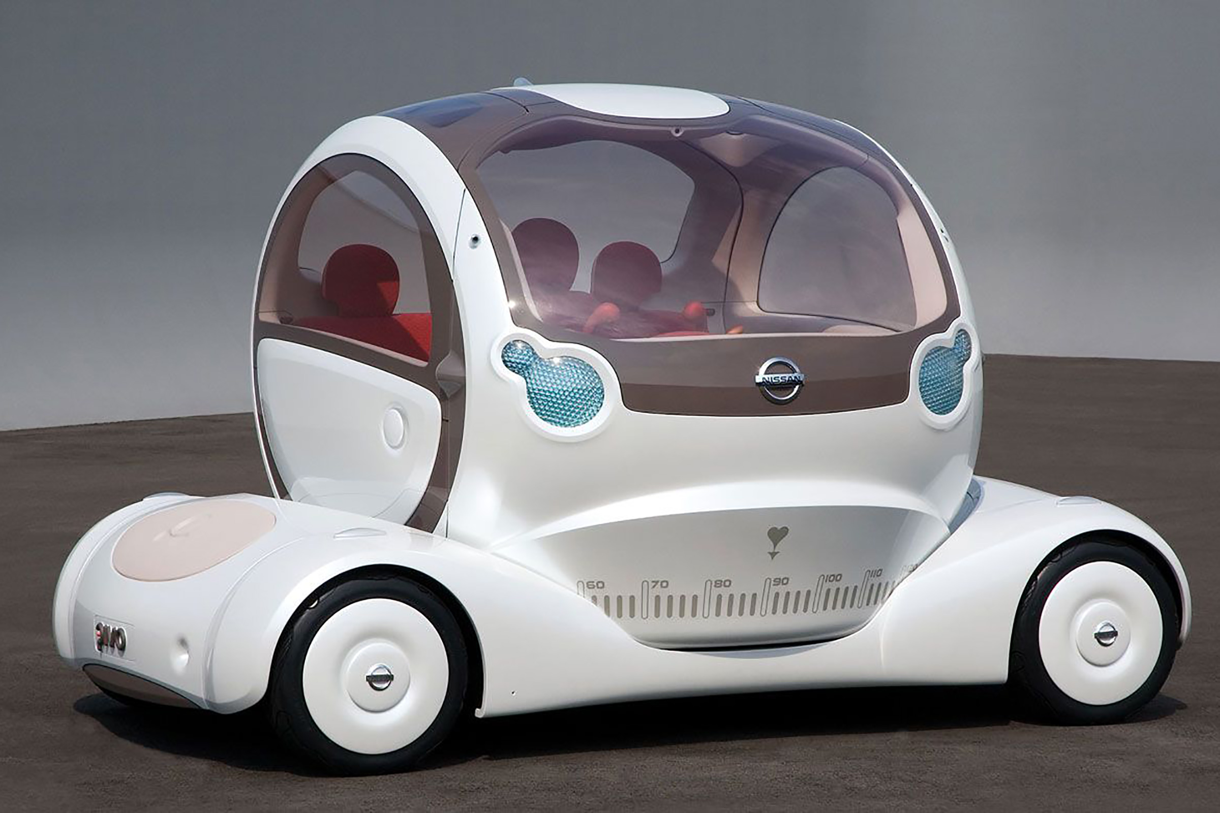 Nissan Pivo 1