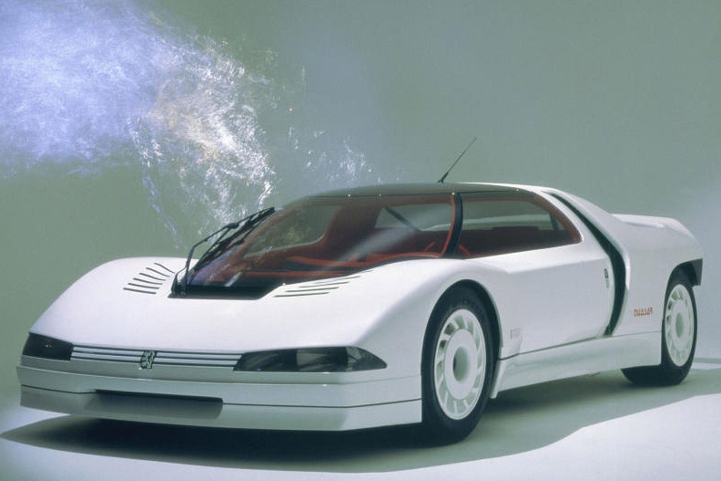 Peugeot Quasar - front