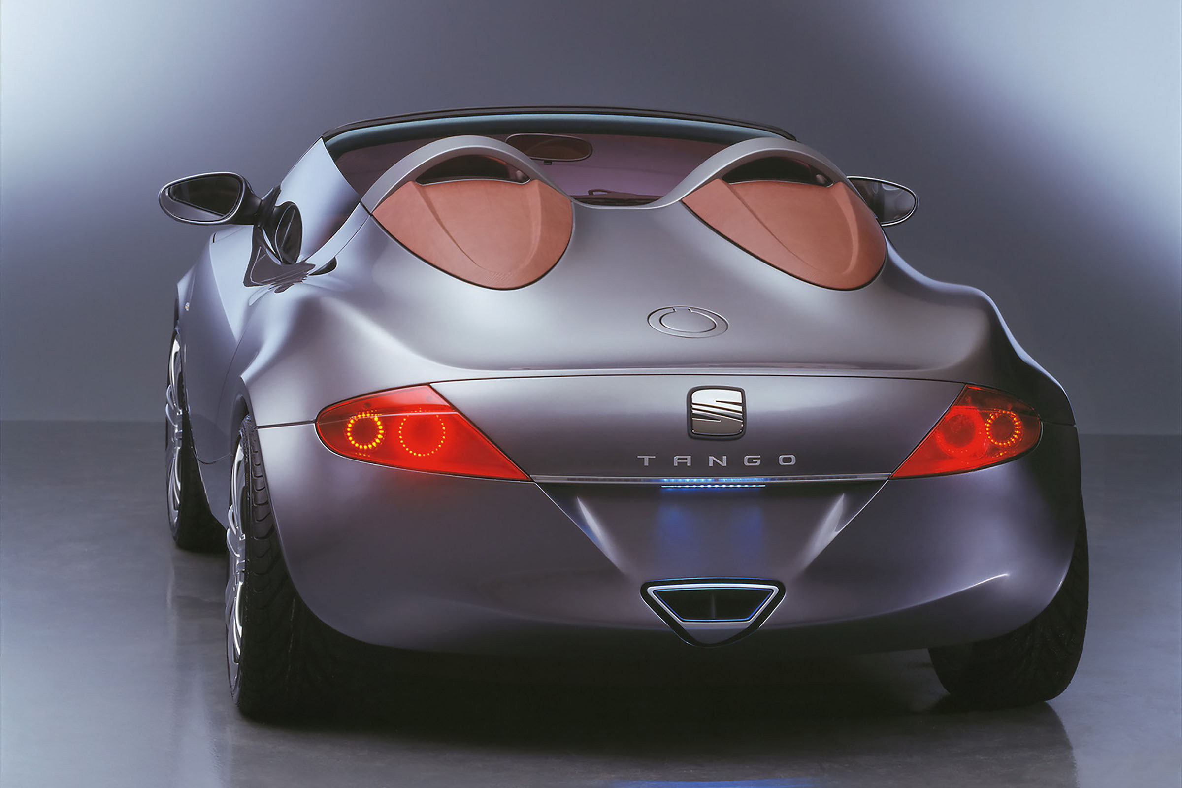 SEAT Tango - rear