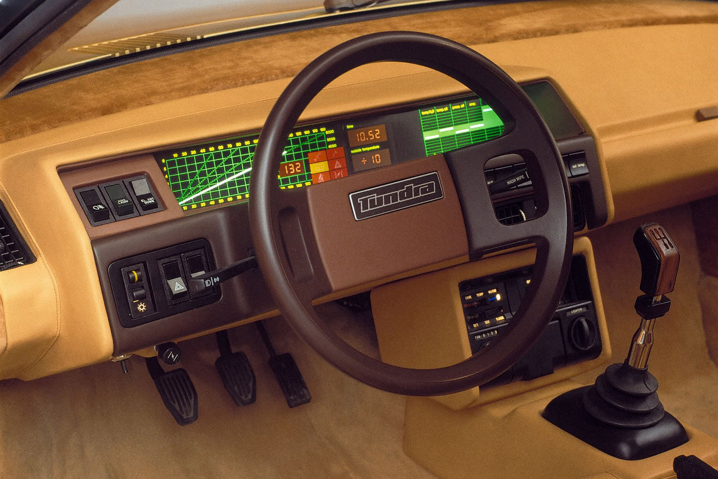 Volvo Tundra - interior