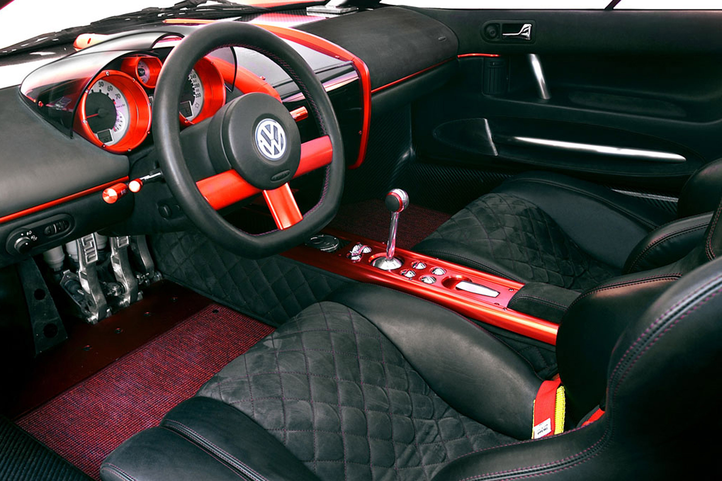 VW W12 Nardo - interior