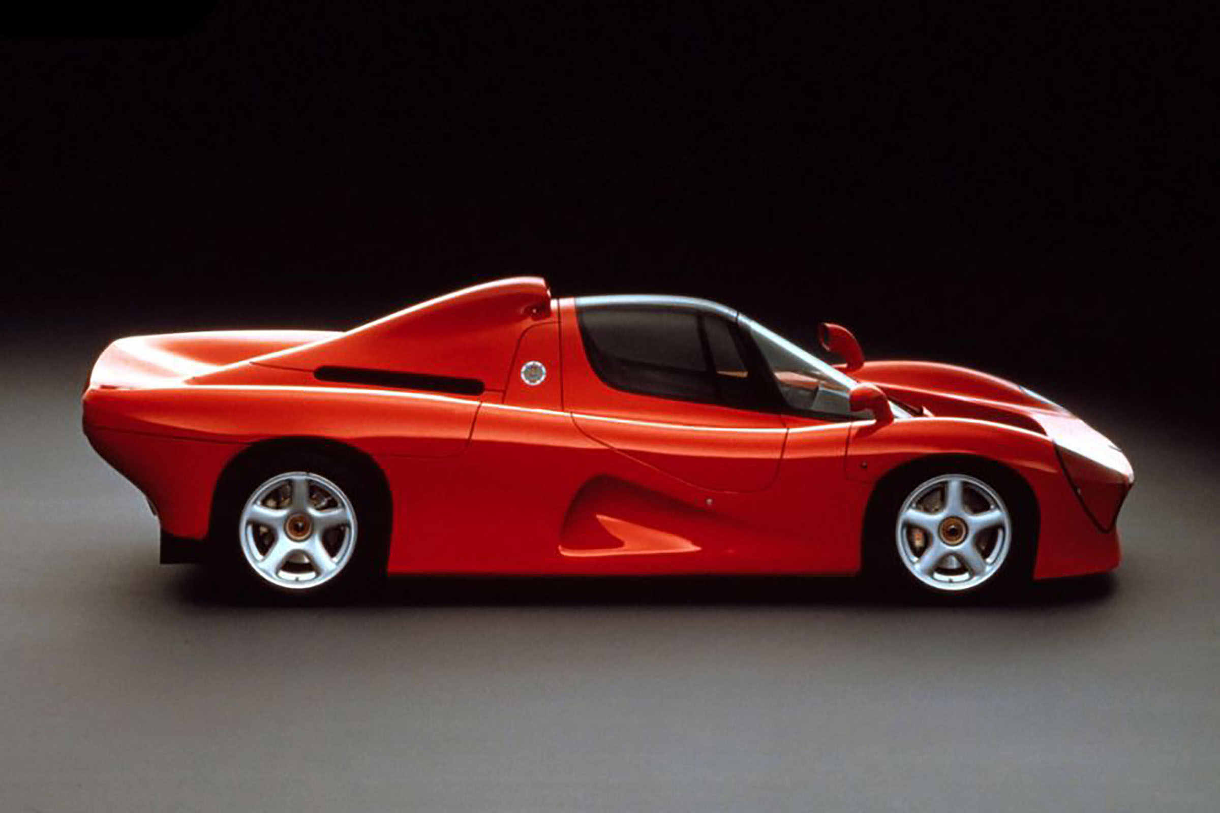 Yamaha OX99 - side