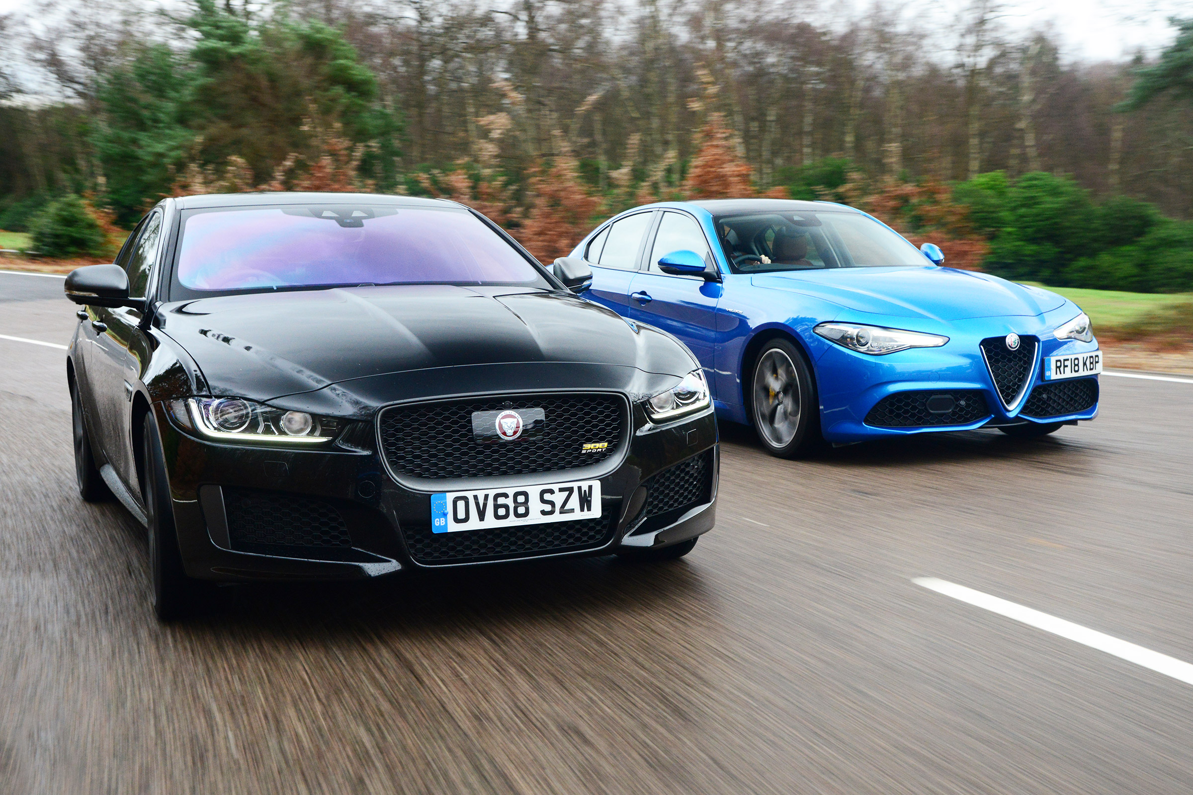 Jaguar XE 300 Sport vs Alfa Romeo Giulia Veloce - header