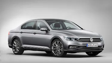 Volkswagen Passat - front