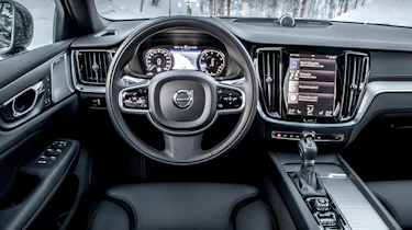 Volvo V60 Cross Country - dash