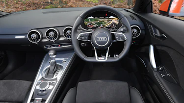 Audi TT Roadster - dash