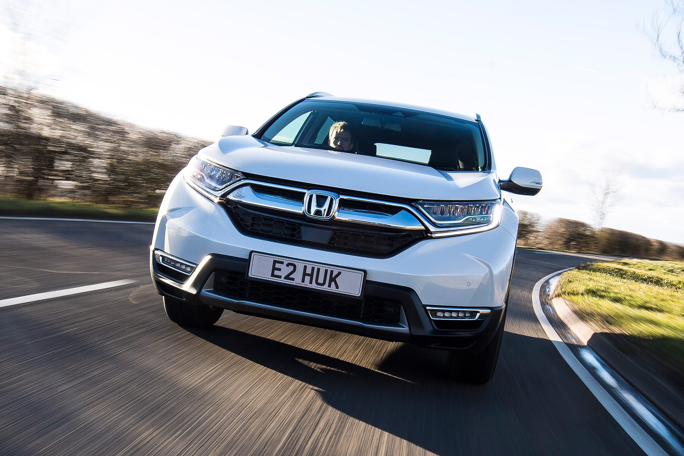 Honda CR-V hybrid - full front