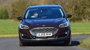 Ford Focus Vignale Estate - front cornering