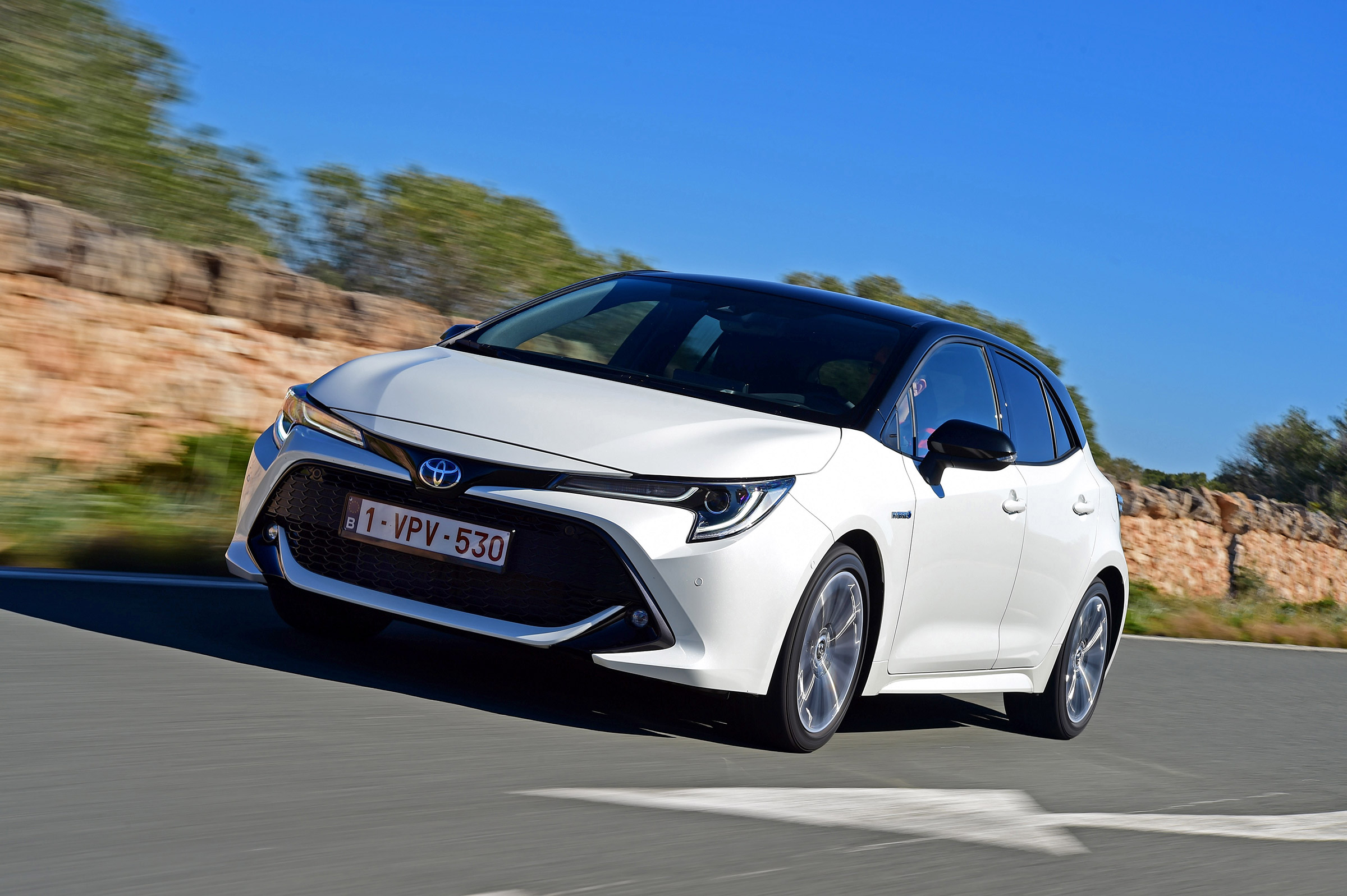 Toyota Corolla - front tracking