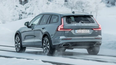 Volvo V60 Cross Country - rear