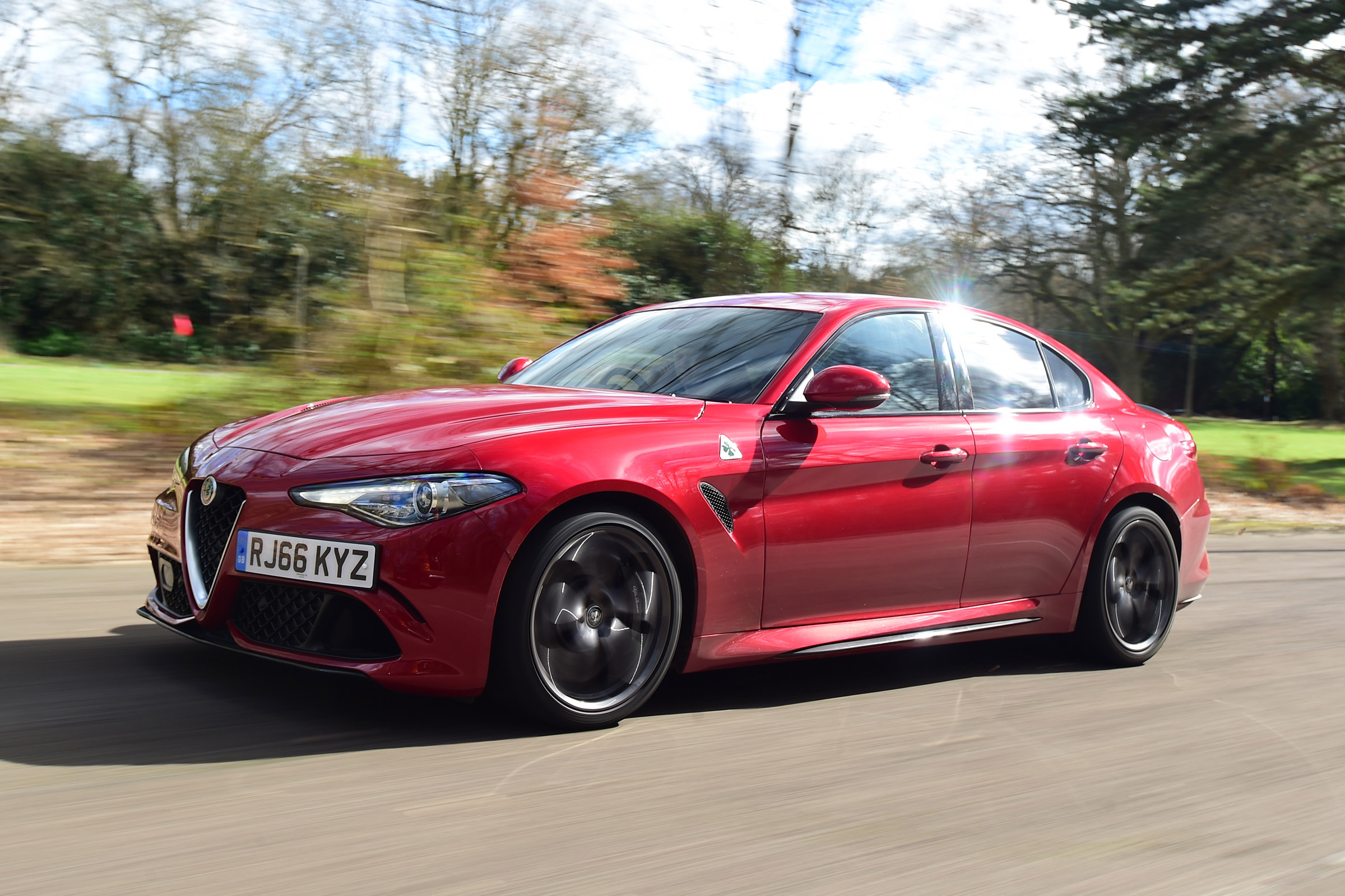 Alfa Romeo Giulia Quadrifoglio - front