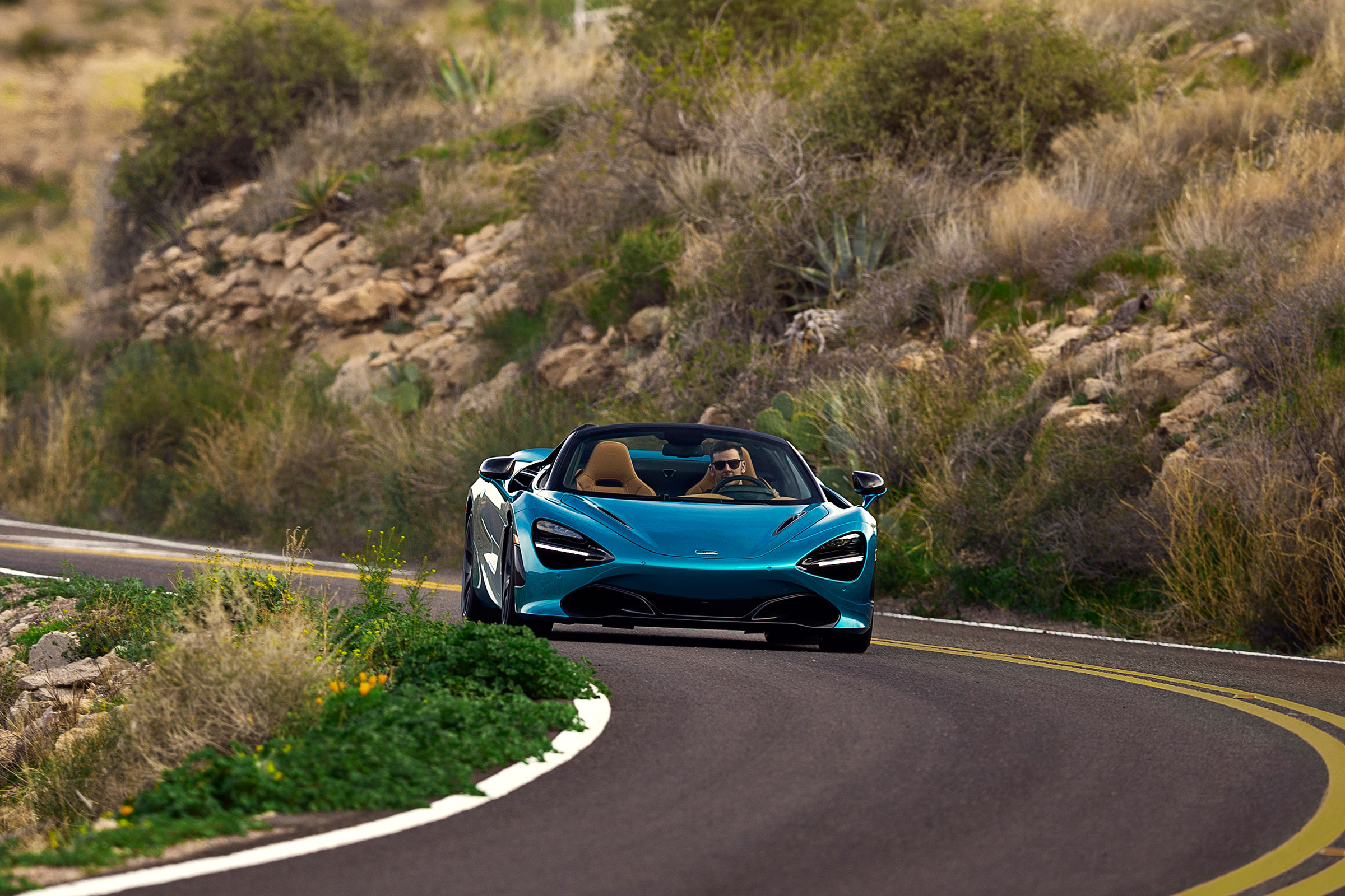 McLaren 720 Spider - front cornering