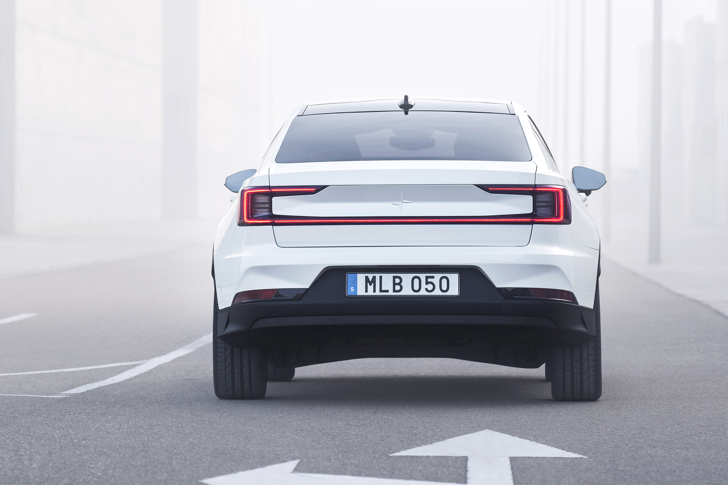 Polestar 2 - full rear