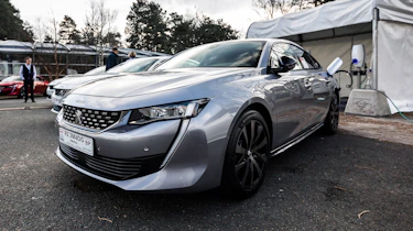 Peugeot 508 HYbrid prototype - front static