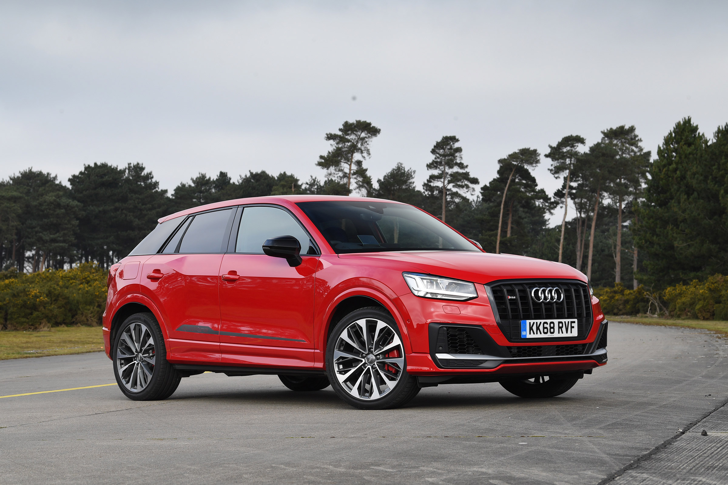 Audi SQ2 - front static