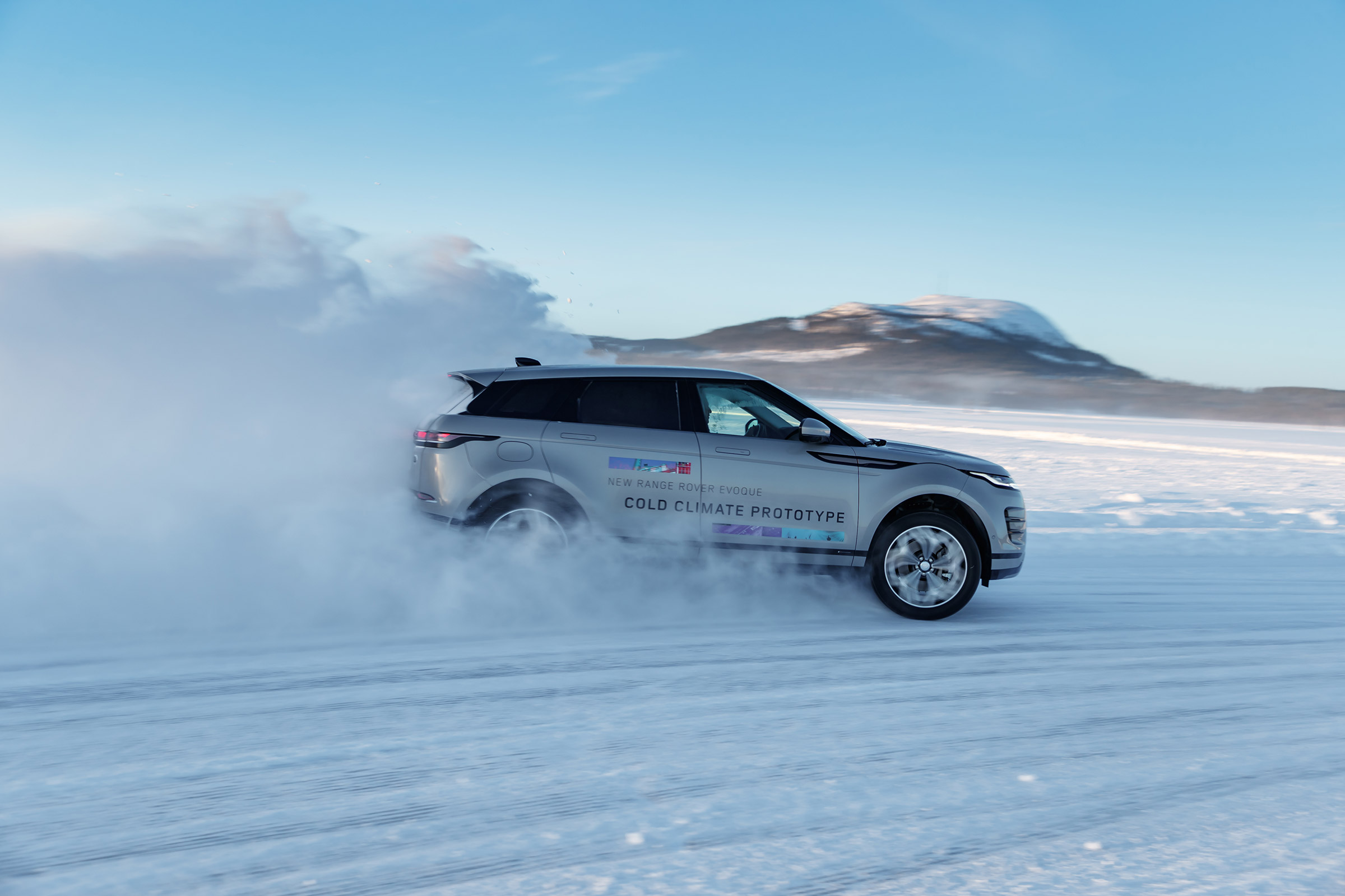 Range Rover Evoque prototype - side