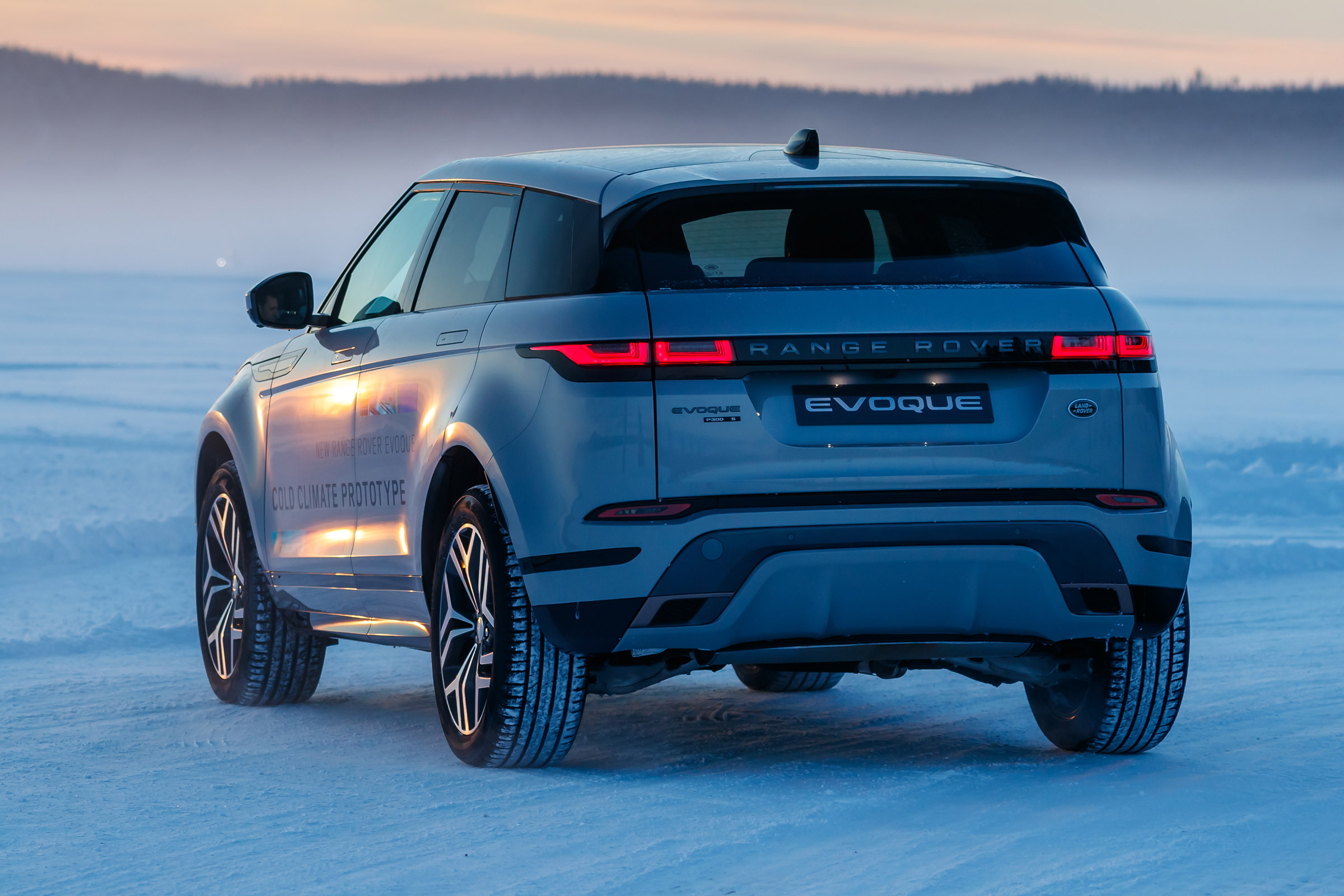 Range Rover Evoque prototype - rear static