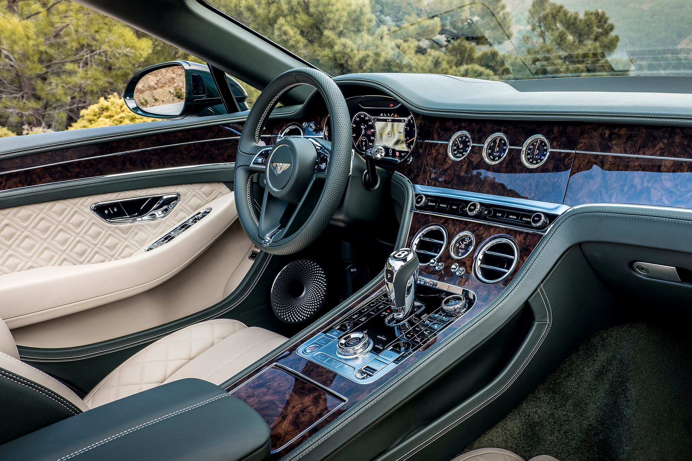 Bentley Continental GT Convertible - cabin