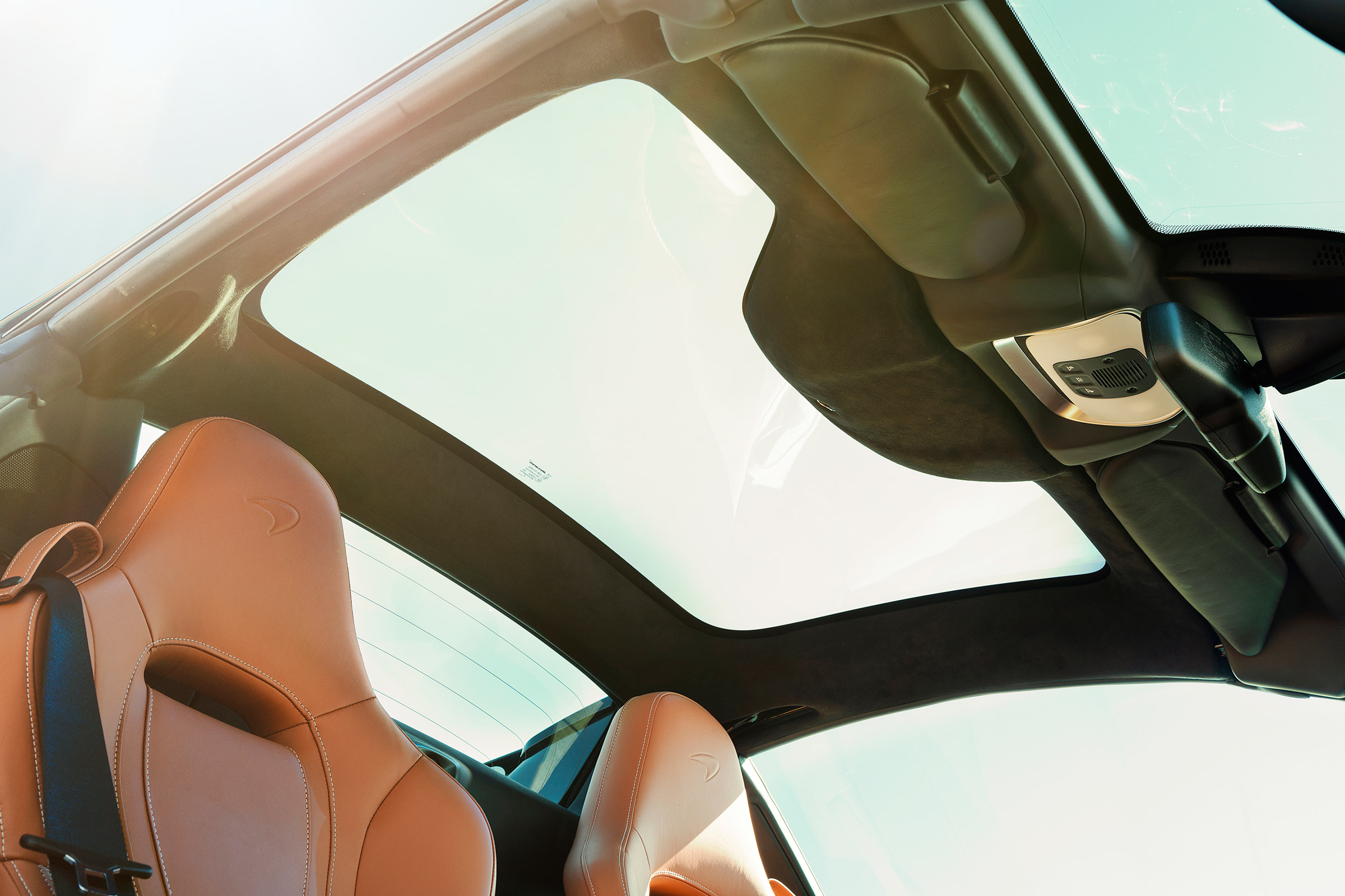 McLaren 720 Spider - roof