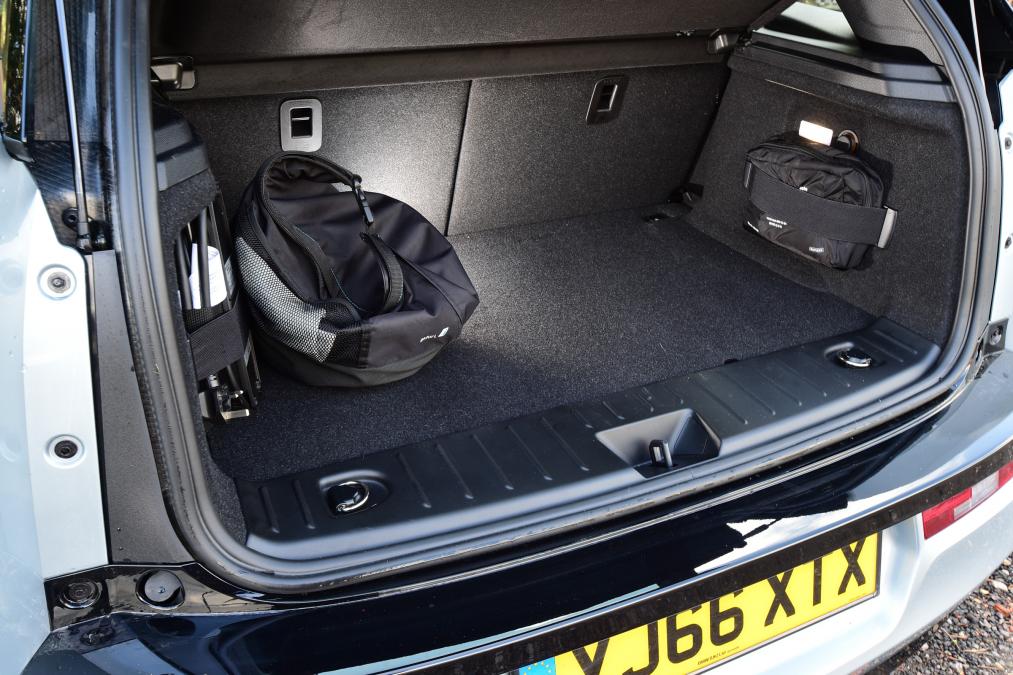 Used BMW i3 - boot