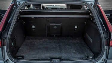 Volvo V60 Cross Country - boot