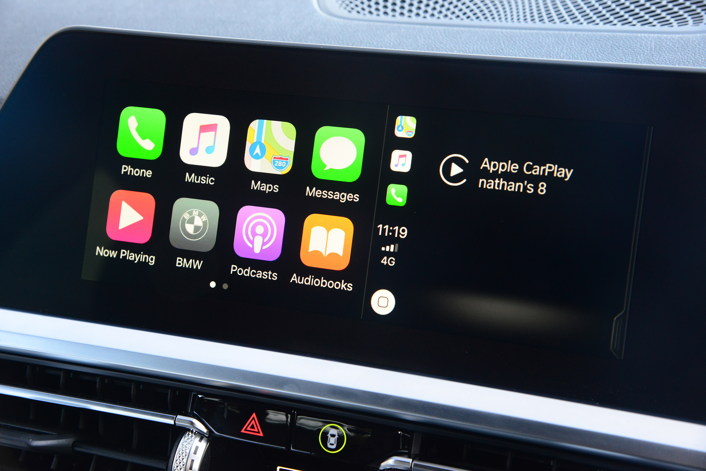 BMW 3 Series - Apple CarPlay