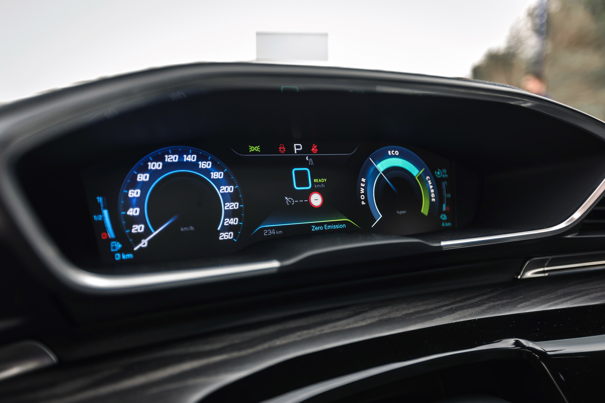 Peugeot 508 HYbrid prototype - dials