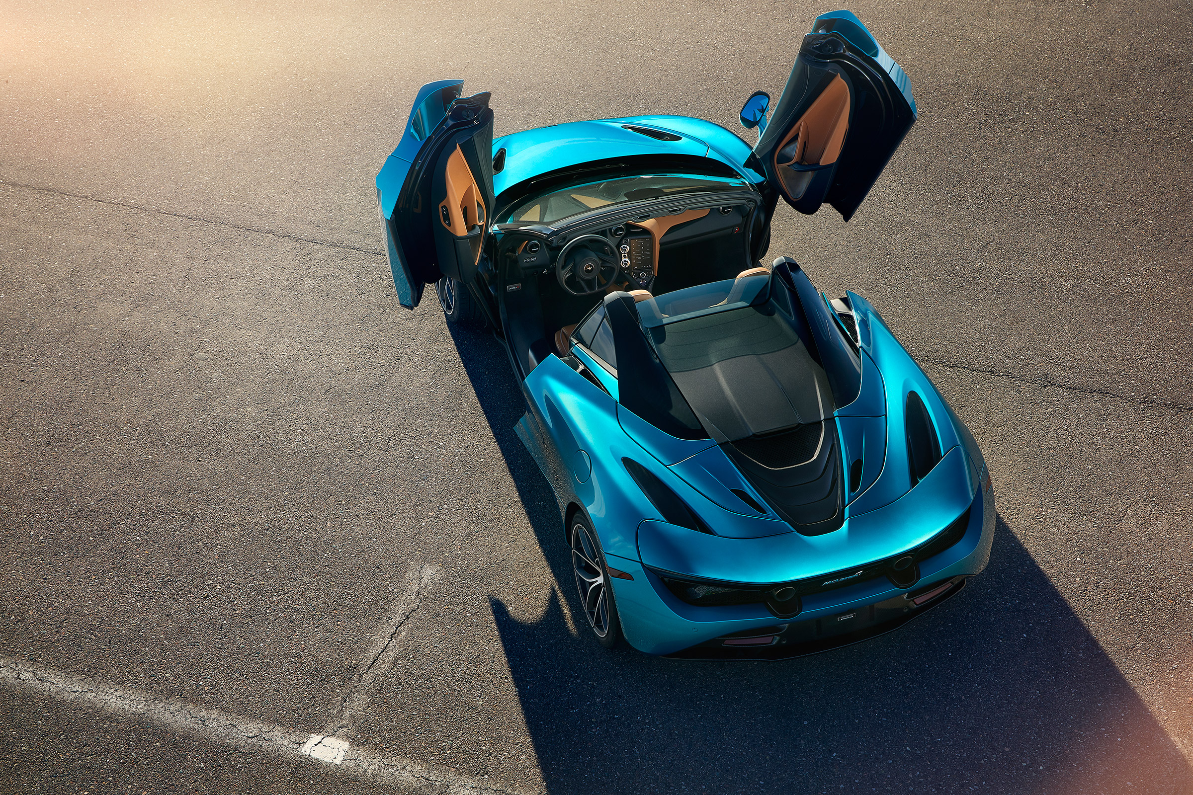 McLaren 720 Spider - above doors open
