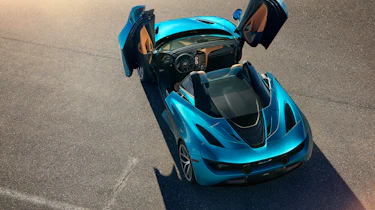 McLaren 720 Spider - above doors open