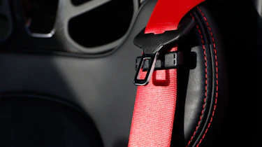 Porsche 718 Boxster T - seat belt