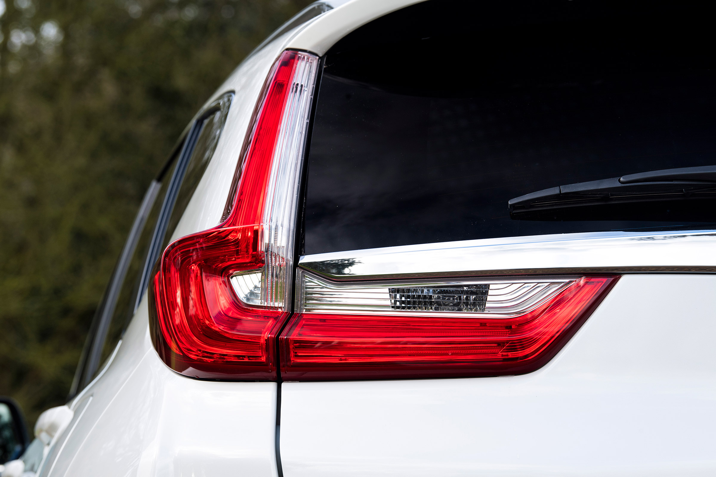 Honda CR-V hybrid - rear light