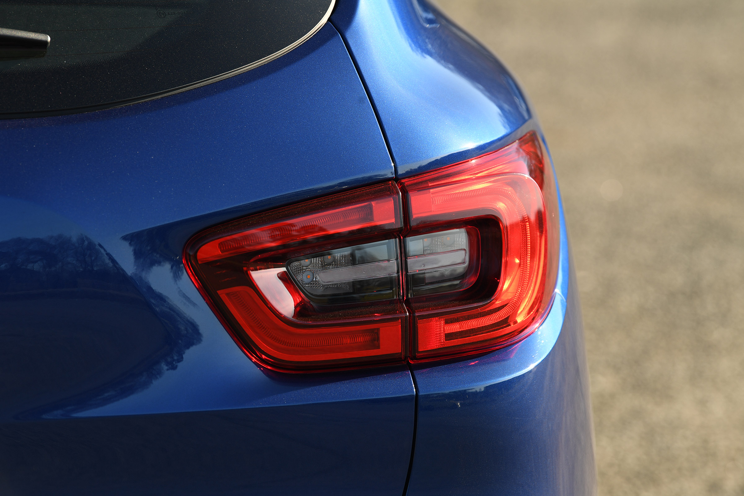 Renault Kadjar S Edition - rear lights