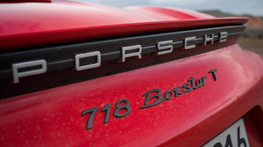 Porsche 718 Boxster T - rear badge