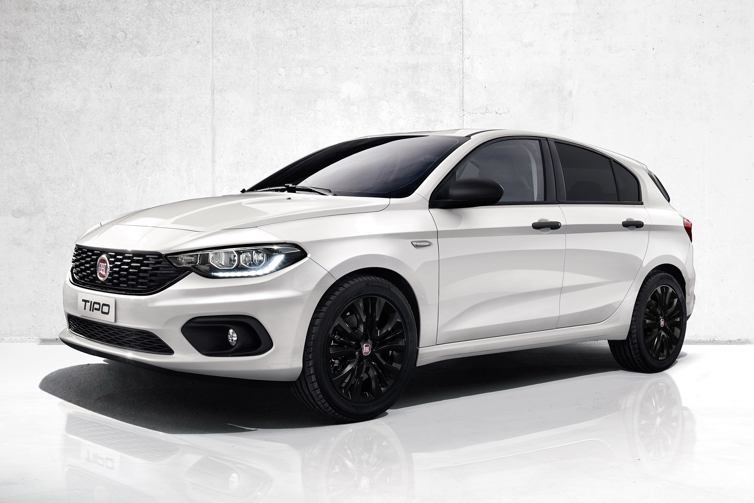 Fiat Tipo Street - front