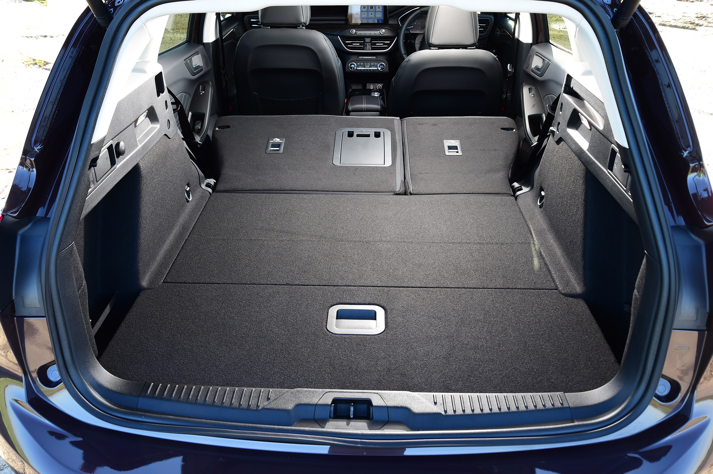 Ford Focus Vignale Estate - bot seats down