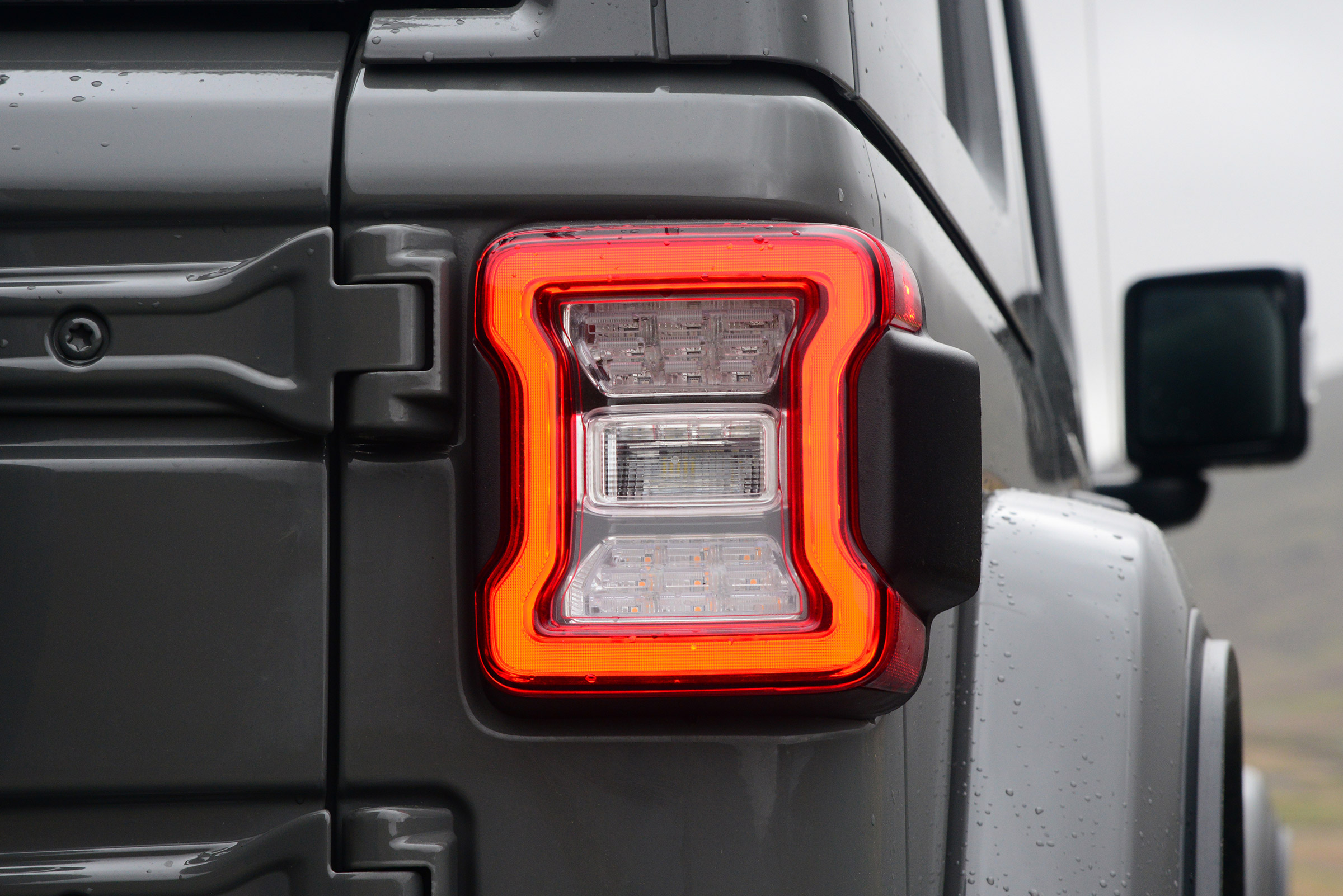 Jeep Wrangler - rear light
