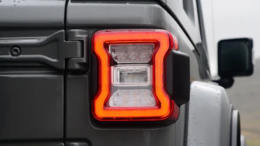 Jeep Wrangler - rear light