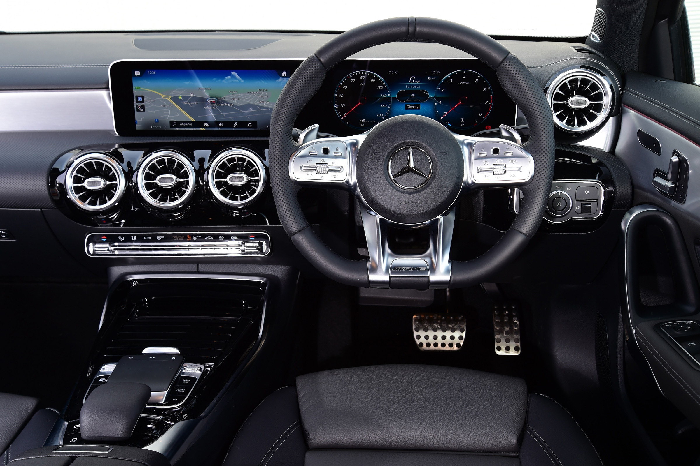 mercedes-amg a 35 interior