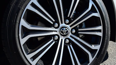 Toyota Corolla - wheel