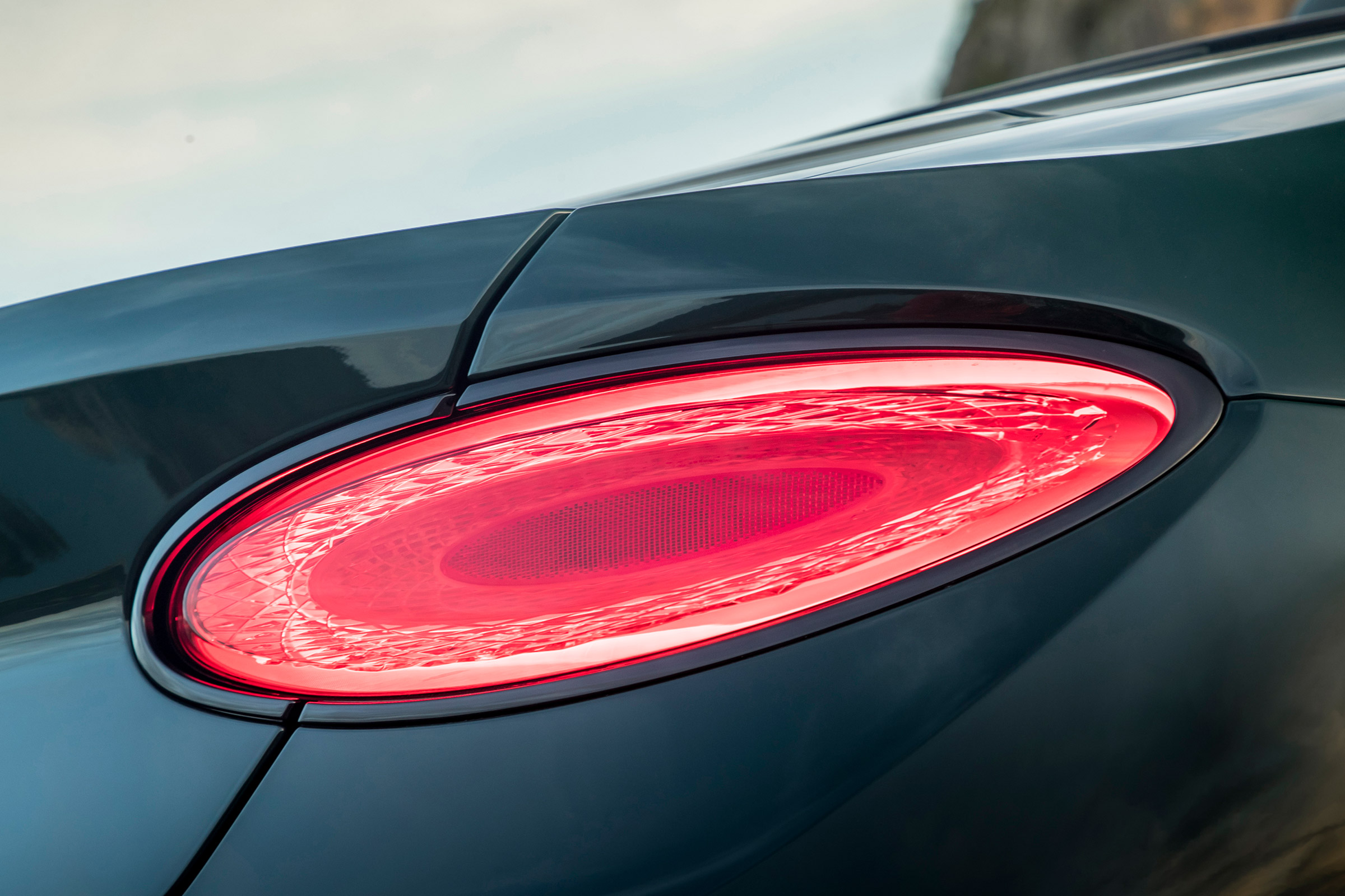 Bentley Continental GT Convertible - rear light