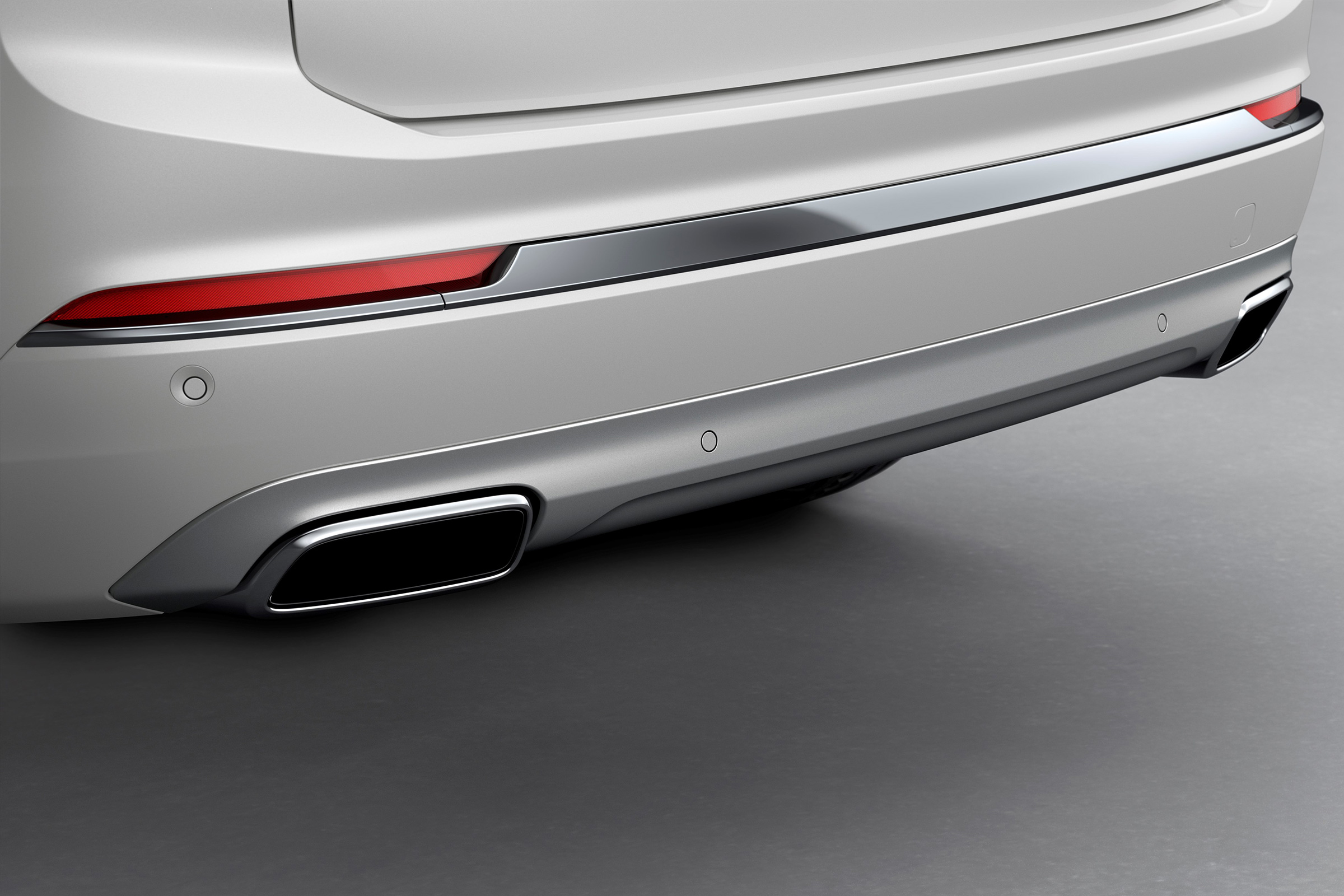 Volvo XC90 facelift - exhausts