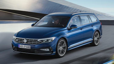Volkswagen Passat Estate - front action