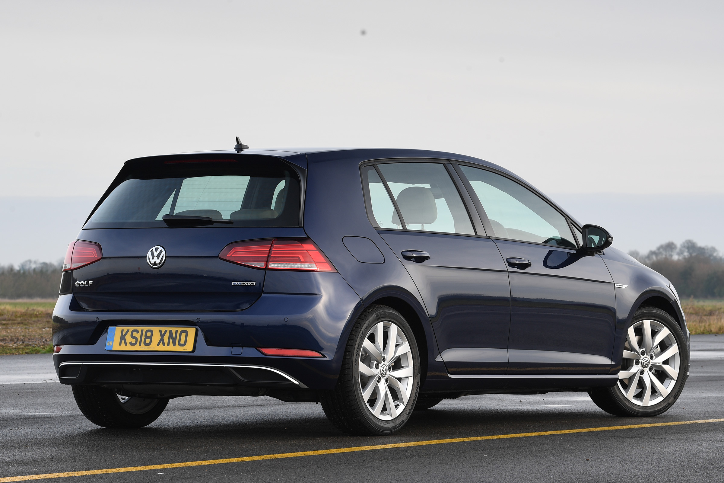 vw golf static rear quarter